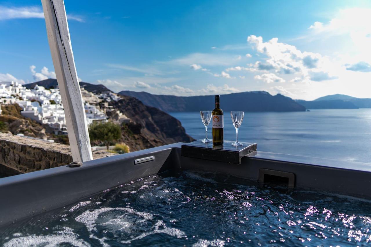 Solstice Luxury Suites Ия Экстерьер фото