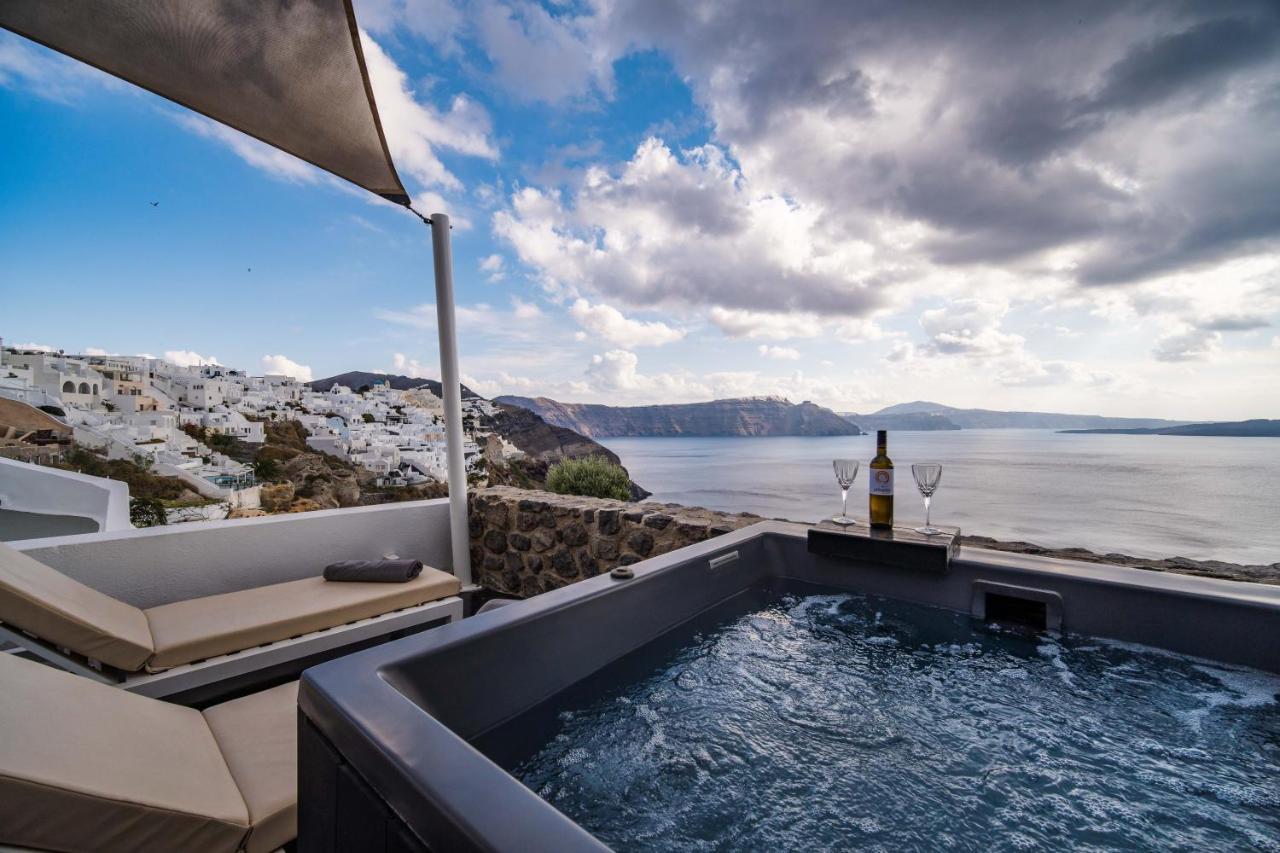 Solstice Luxury Suites Ия Экстерьер фото